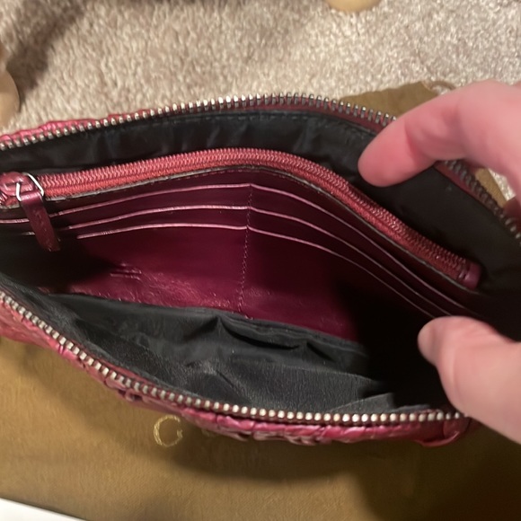 Authentic Gucci wristlet - Picture 5 of 7